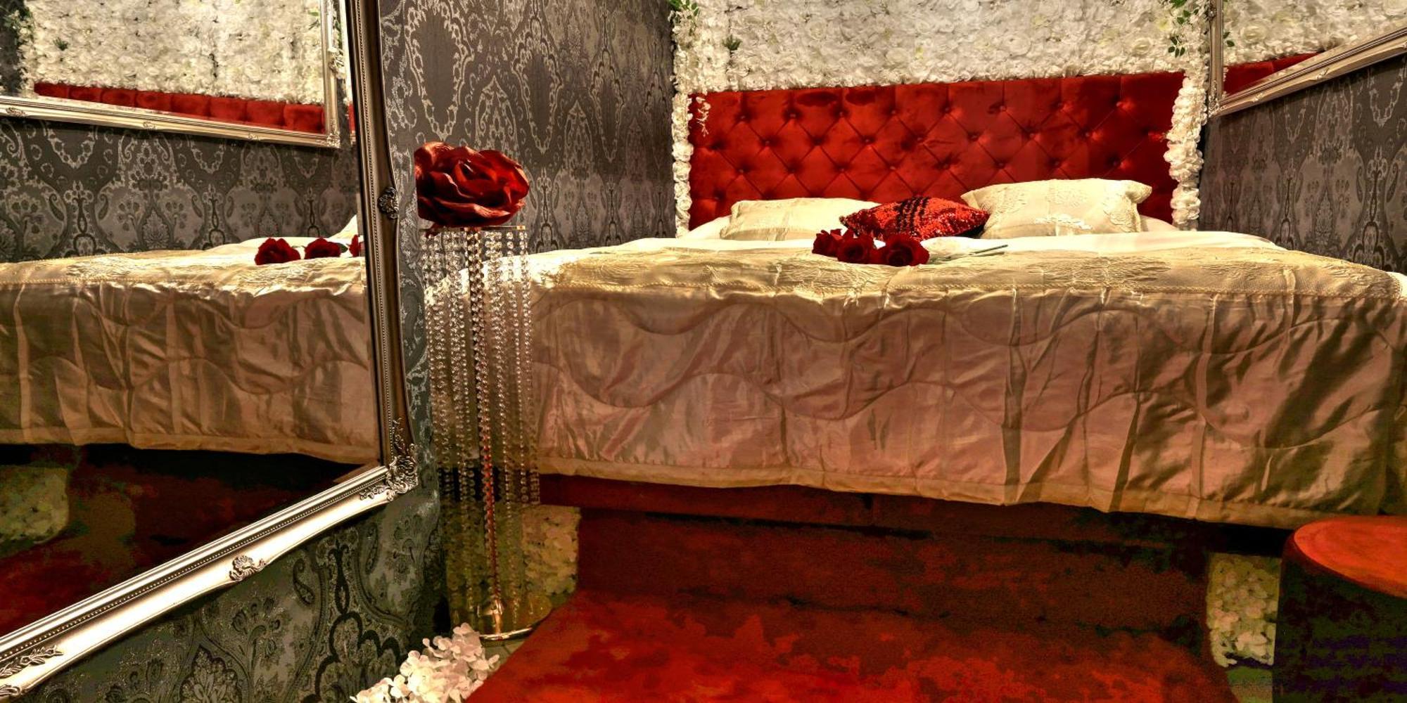 Ferrari Wellness Apartman ปาร์ดูบิตเซ ภายนอก รูปภาพ